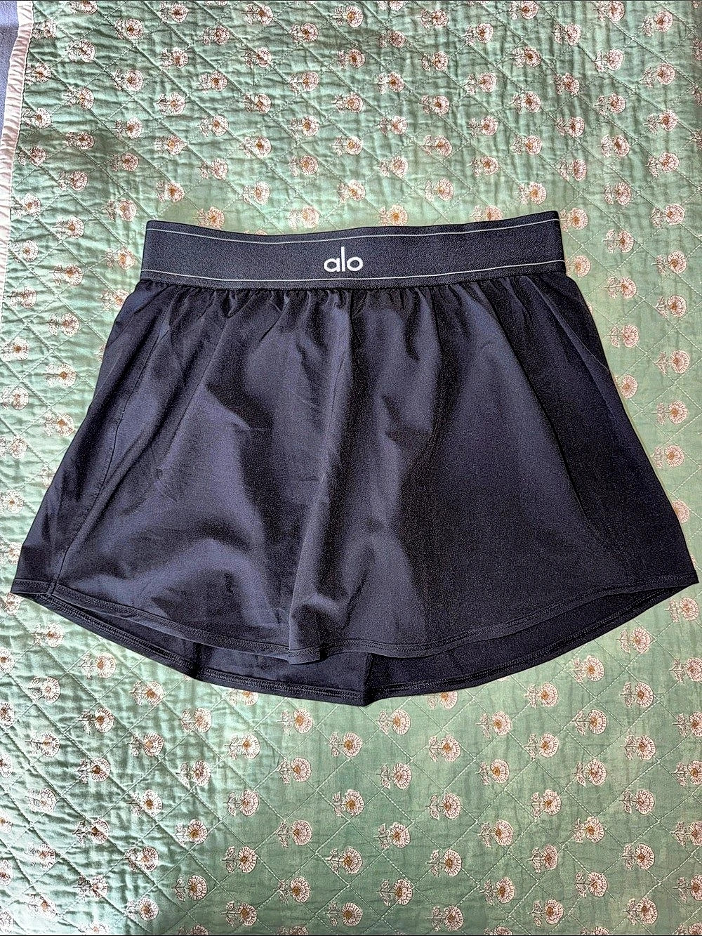 alo Black Athletic Skirt Size Medium Like New